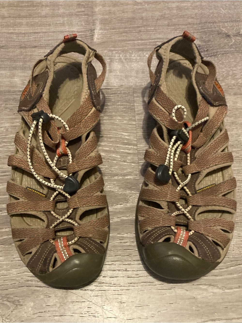 Keen Whisper Sport Outdoor Strappy Sandals with Bungee Closure Women Size 9